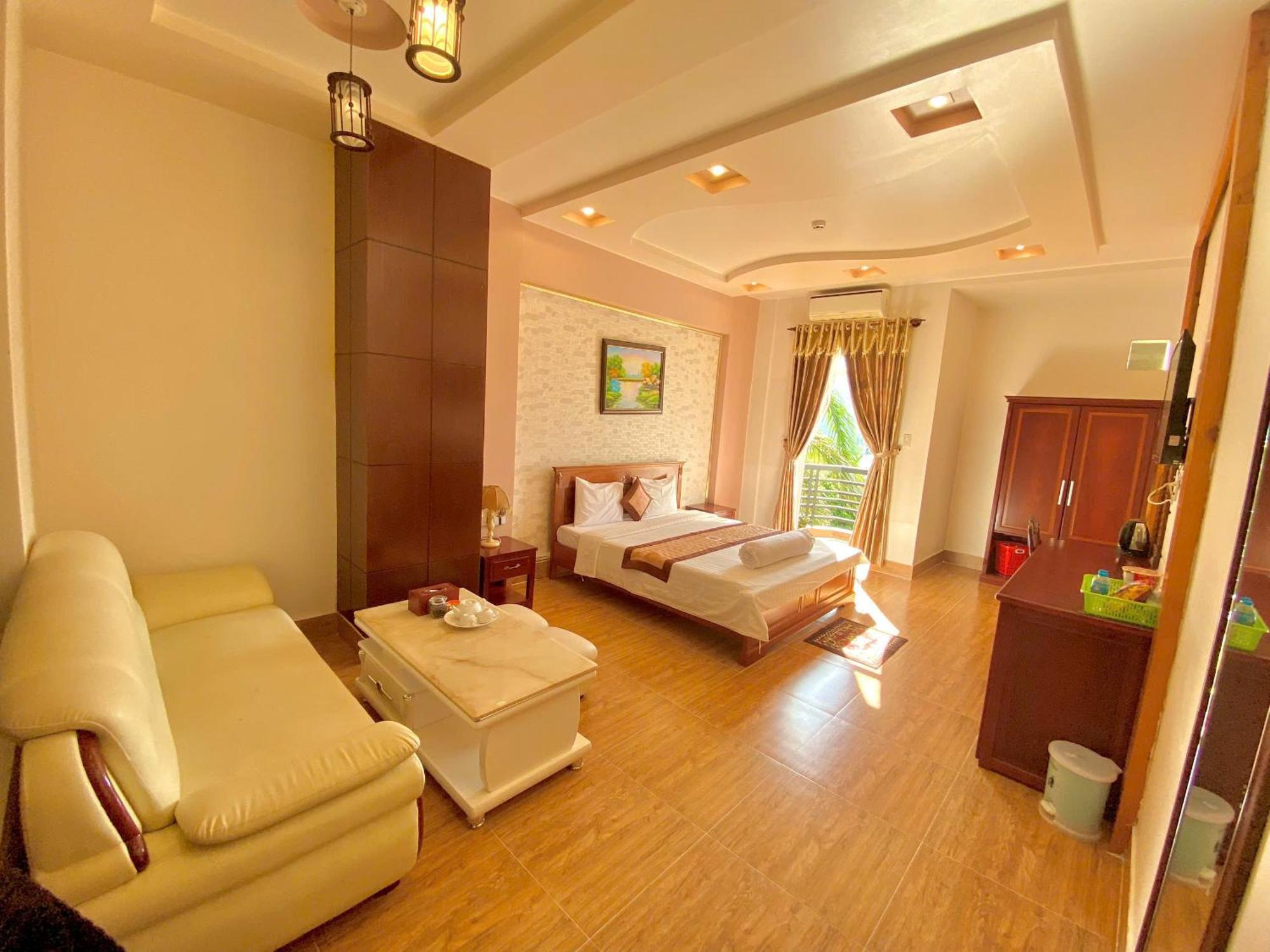 Phuc Hung 2 Hotel Rạch Giá Exterior photo