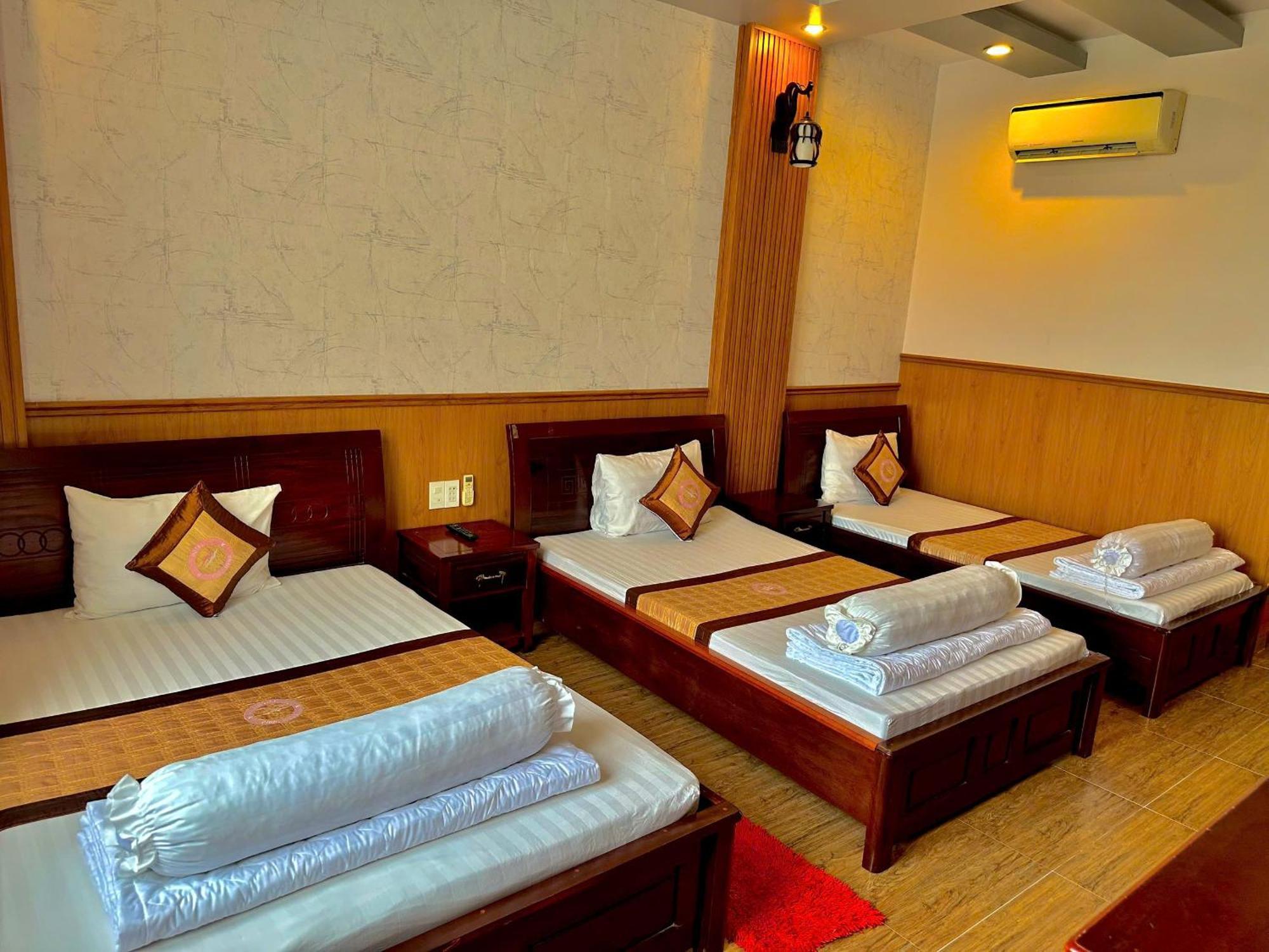 Phuc Hung 2 Hotel Rạch Giá Exterior photo