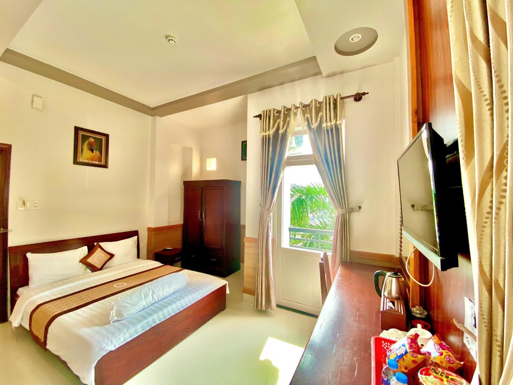 Phuc Hung 2 Hotel Rạch Giá Exterior photo