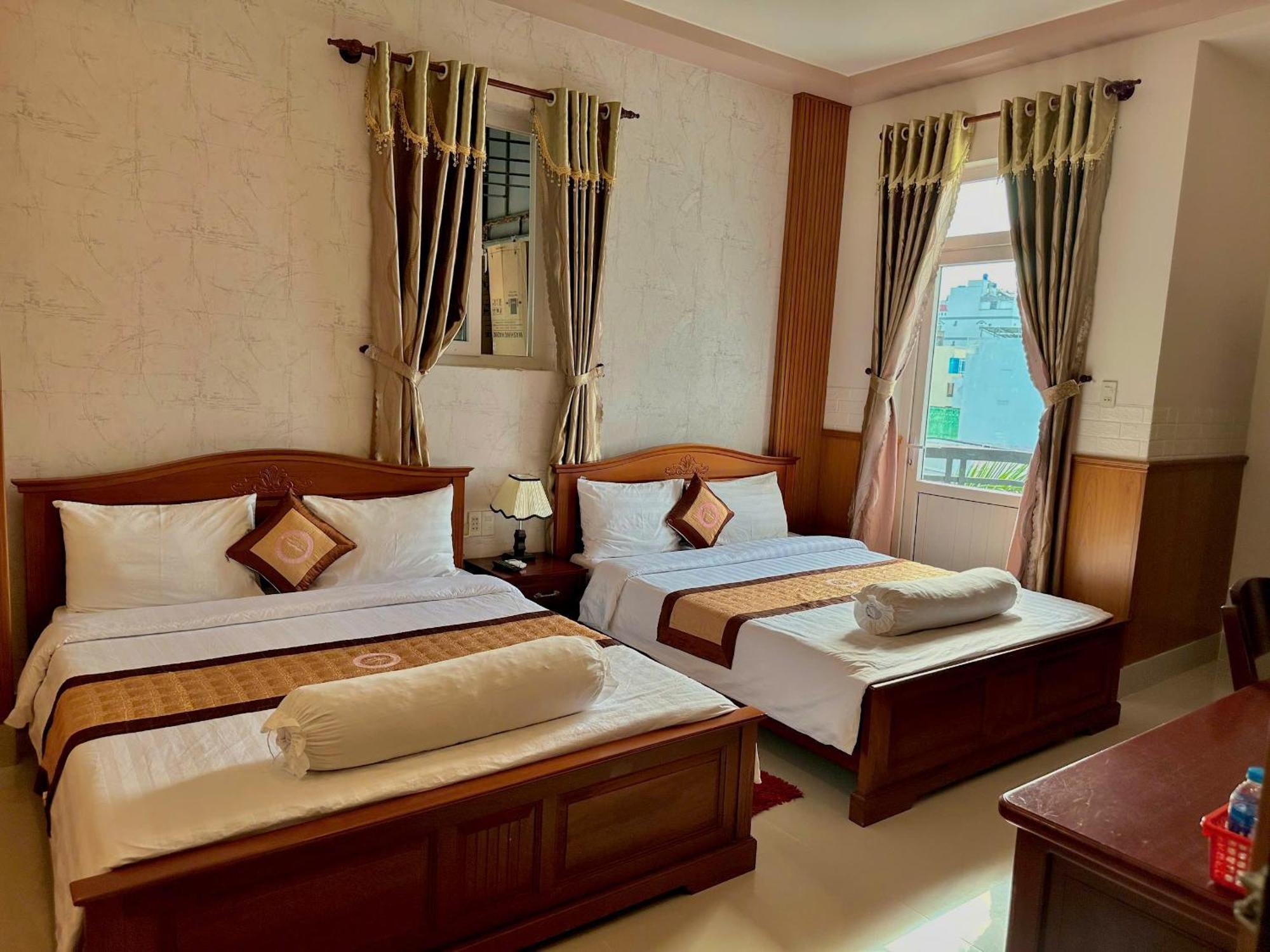 Phuc Hung 2 Hotel Rạch Giá Exterior photo