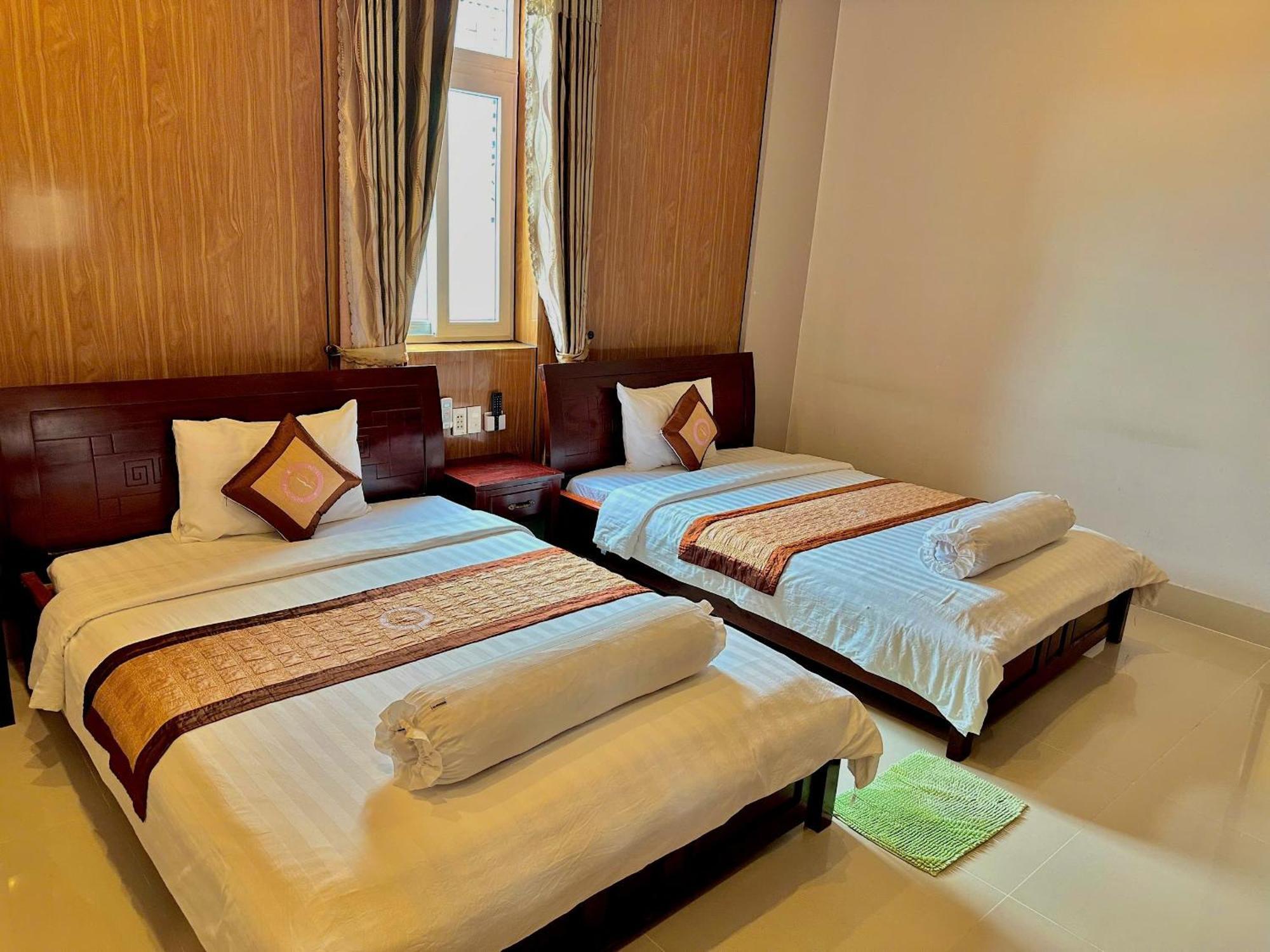 Phuc Hung 2 Hotel Rạch Giá Exterior photo